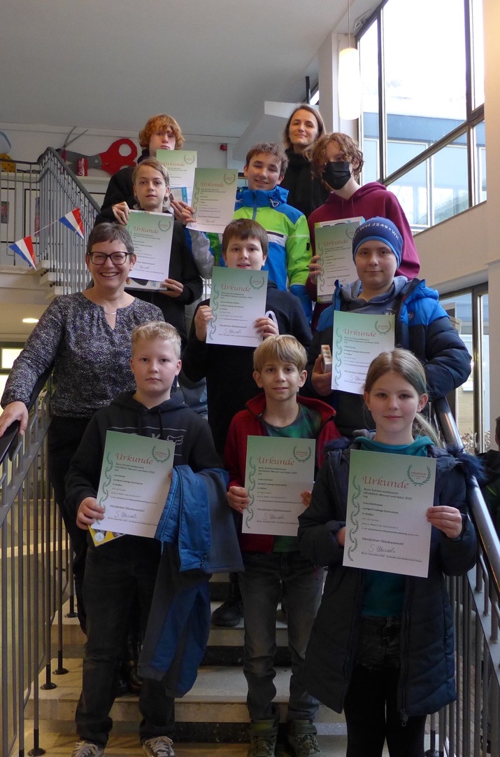 EAE834E7 DA90 4D06 81A5 39A16E10D29D