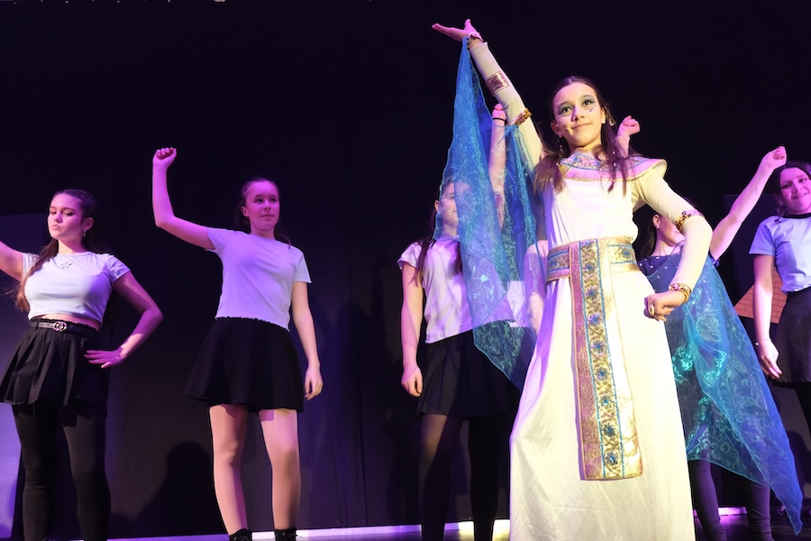 Musik-Theater-AG (Stufe 5 - 7)